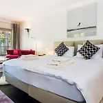 Luxury By The Sea With Ocean Views 别墅