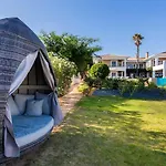 Luxury By The Sea With Ocean Views 别墅 Luz