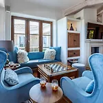 别墅 Luxury By The Sea With Ocean Views *