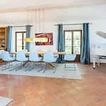 Luxury By The Sea With Ocean Views *