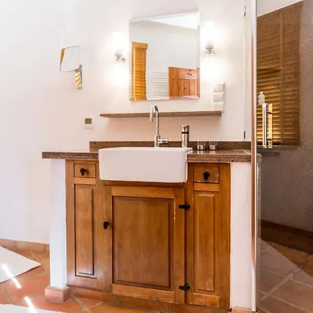 Casa Belvedere - Luxury By The Sea With Ocean Views Villa *