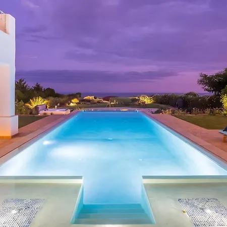 Luxury By The Sea With Ocean Views Luz