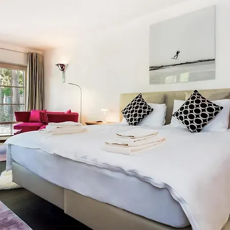 Luxury By The Sea With Ocean Views Villa